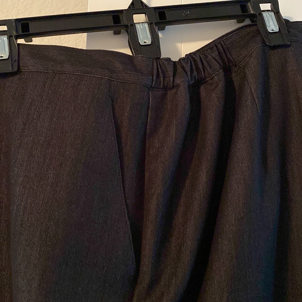 Pants - Picture 2 of 3